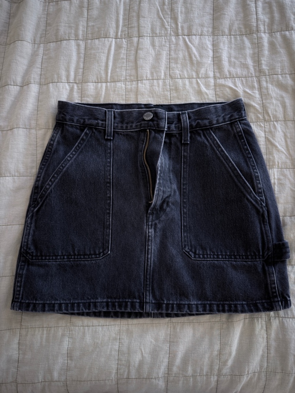 Aritzia Denim Forum 90s Utility Mini Skirt Black Size 26